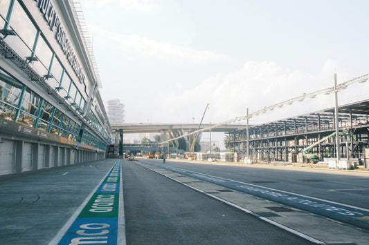 Marina Bay: la Primera Carrera Nocturna de la F1 Nació de un Escándalo