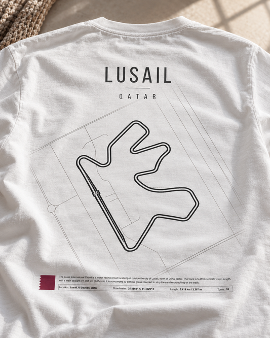 Camiseta PITWALL con el trazado del Lusail International Circuit