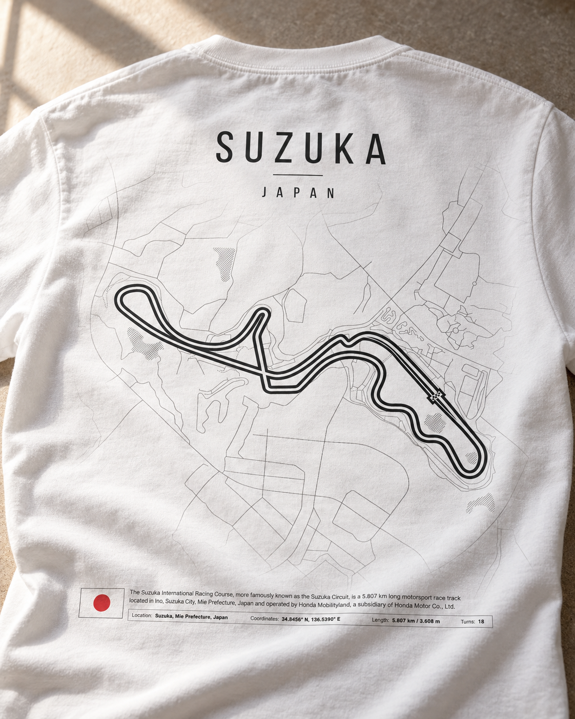 Camiseta PITWALL con el trazado del circuito de Suzuka